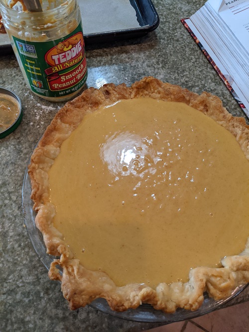 pourint custard in pie